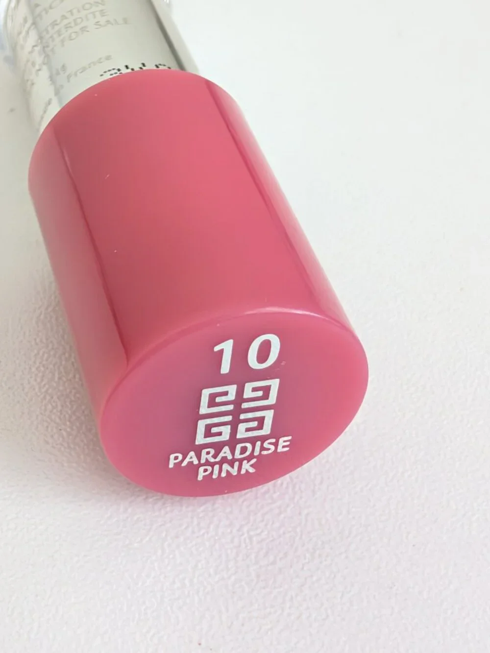 Givenchy rouge interdit